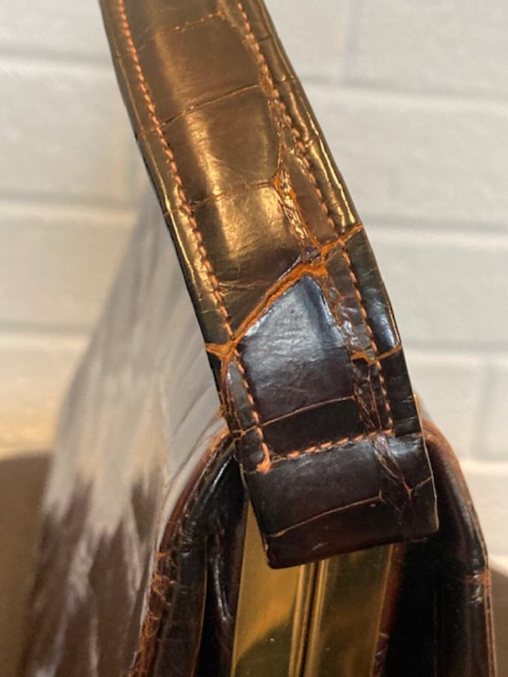 Vintage 1950s Genuine Crocodile Handbag - Brown - FAIR (Handle Repair Needed) - Picture 9 of 16